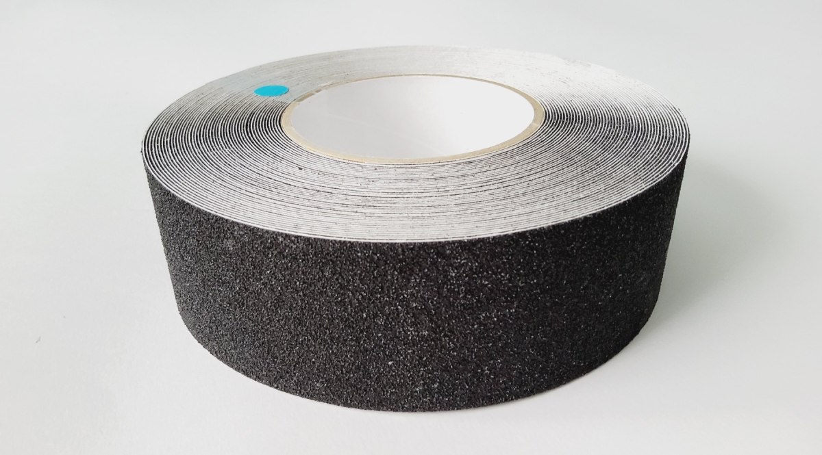 Czarna taśma GRIP antypoślizgowa 5cm x 1,0m Czarna taśma GRIP antypoślizgowa 5cm x 1,0m